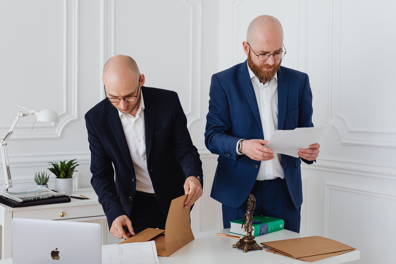 Cession de parts de SCI : L'obligation de recourir à un professionnel